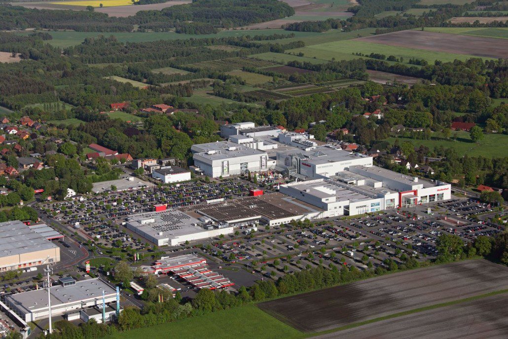 Dodenhof Einkaufszentrum, Vermerk: Dodenhof 2016